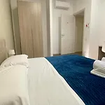 Nerisa Πανσιόν 4*